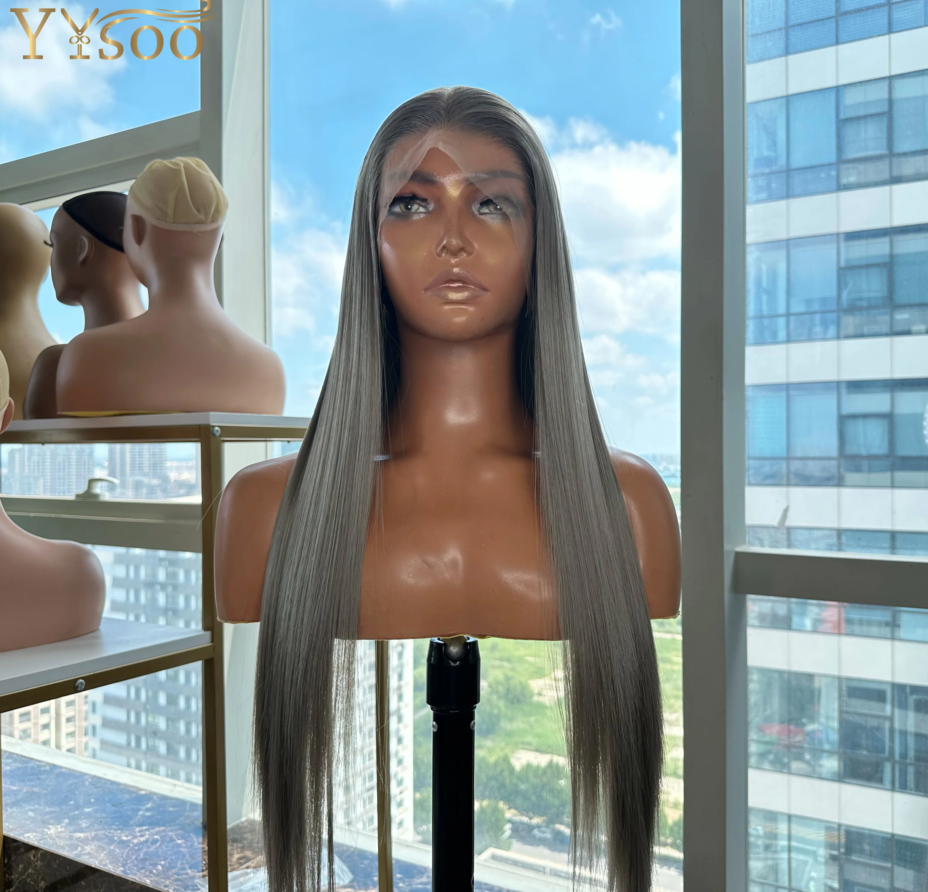 ロンググレーカラー シルキーストレート 13x4 Futura合成レースフロントウィッグ 黒人女性用 耐熱性 グルーレス合成ウィッグ