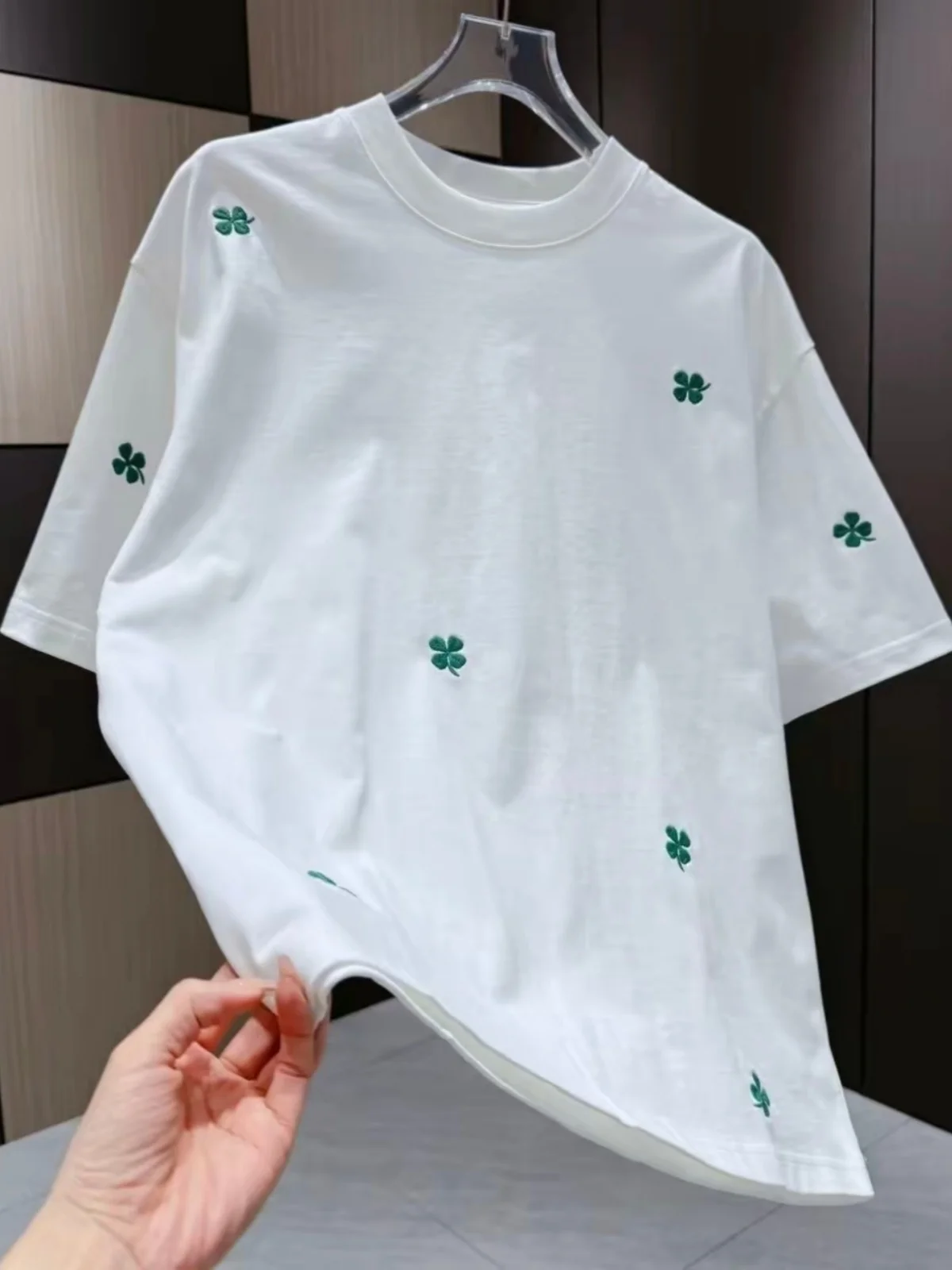 Summer Thin Men's Embroidered Four-leaf Clover round Neck Short Sleeve Breathable Loose Base Shirt Fashionable Casual Wear