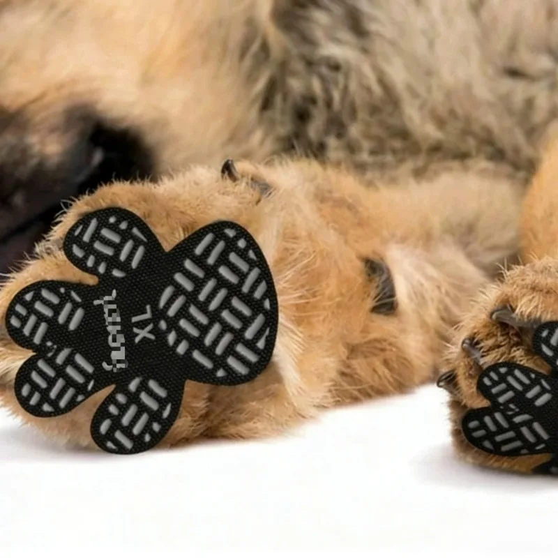 

Dog Anti-Slip Paw Clips Traction Pads Protective Grips Stickers for Senior Injured Dogs Enhancer Walking Support Supplies