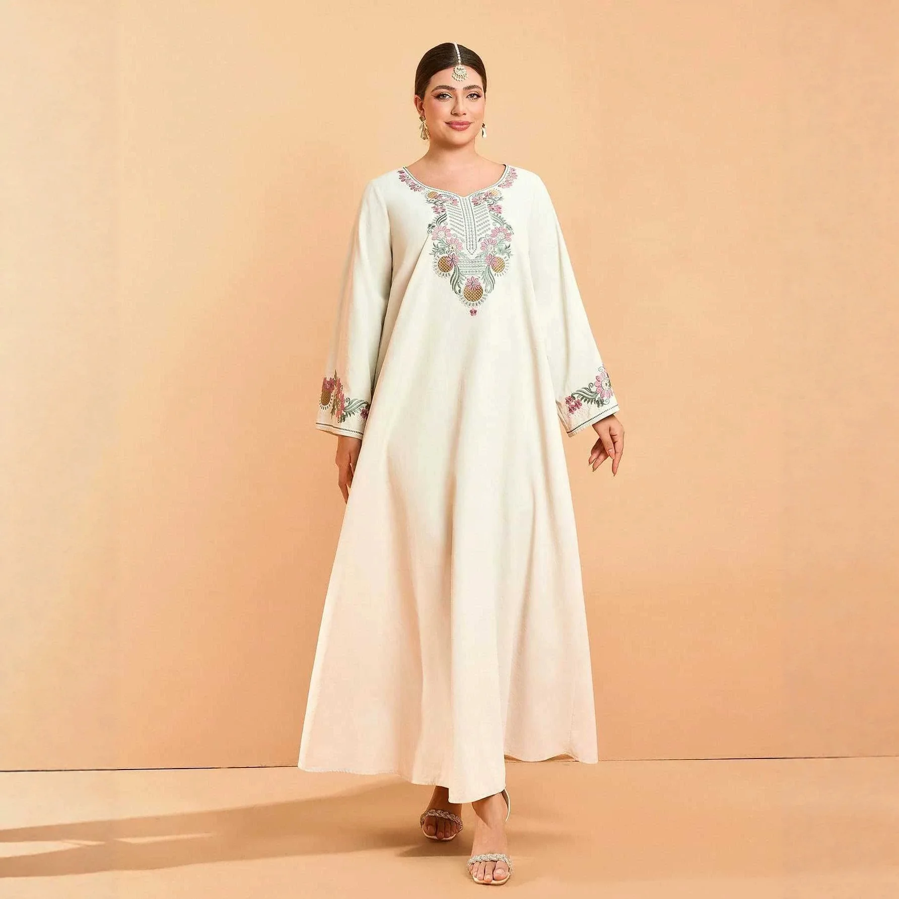 

Apricot-colored Loose Casual Floral Embroidered Women's Evening Dress 2026 New Fashion Niche Slimming Dress Islam Elegant