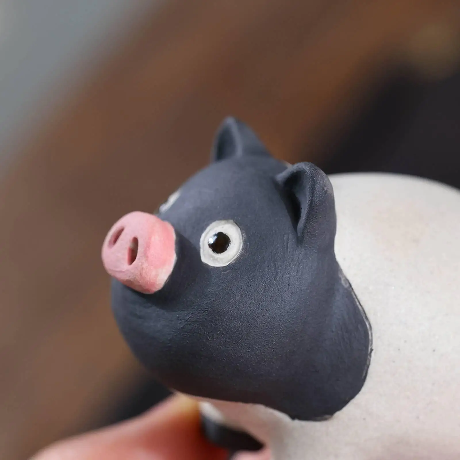 Zisha Clay Teas Pet Handmade Ceramic Pig Statue for Office Desk