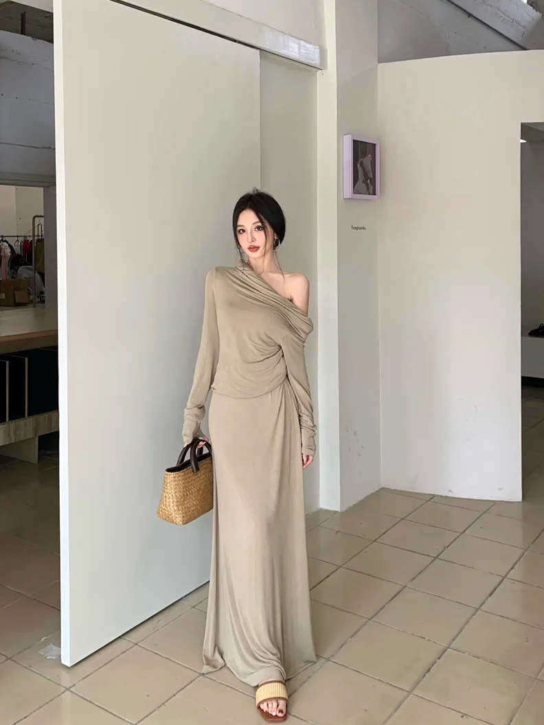 

Gentle Wind Style Women's Long Sleeve T-Shirt And Skirt Set Summer Draping Half-length Skirt Long Dress Two-piece Ensemble