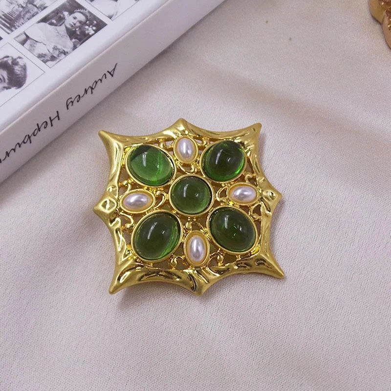 Medieval Vintage Palace Style Glass Brooch Retro Corsage
