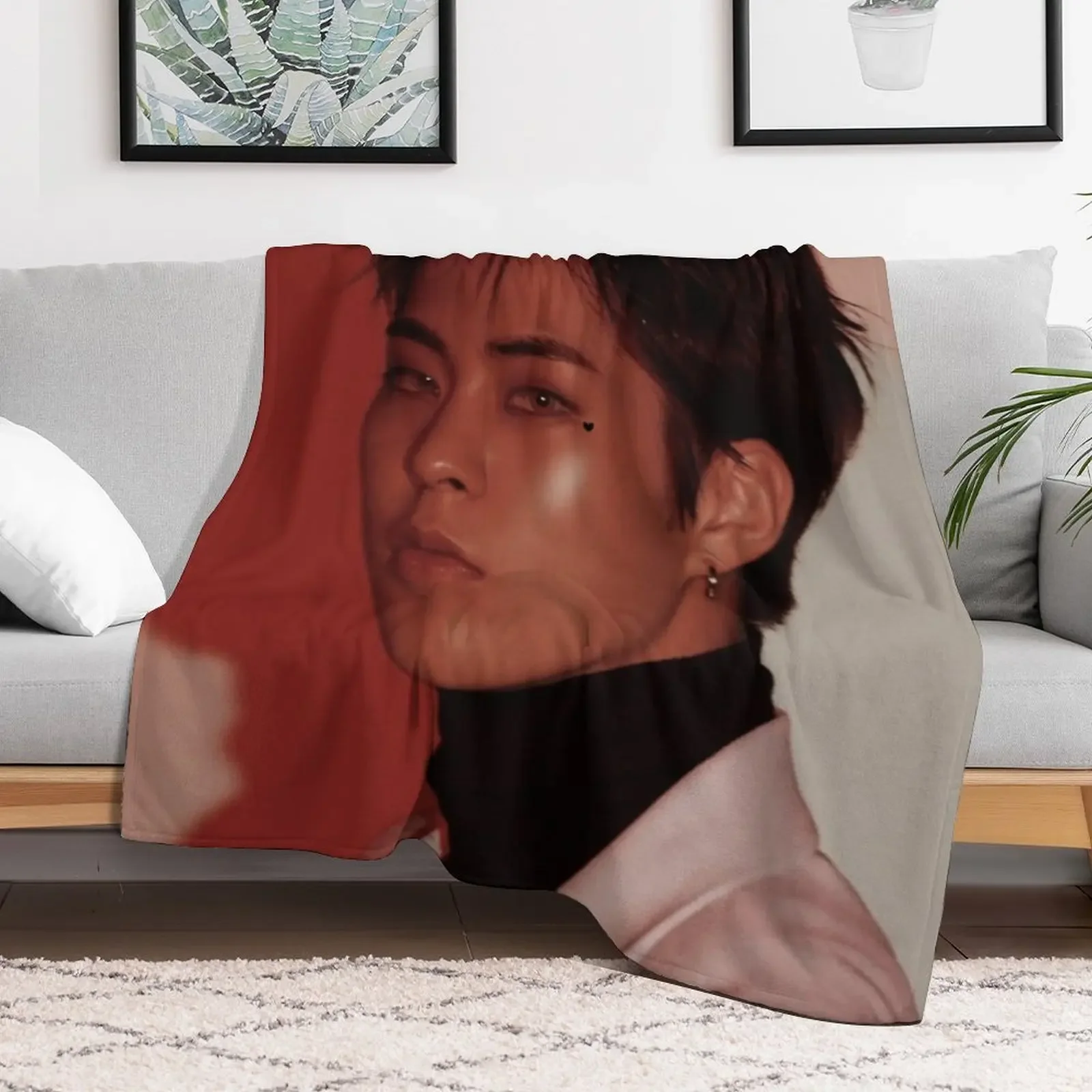 New xiumin (love shot) Throw Blanket Thin Hairys Camping Blankets