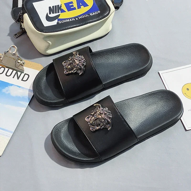 Sandals Men Casual Summer Brand Slippers for Men Ultra Soft Slides Non-slip Wear-resistant Indoor Outdoor Man Summer Slippers