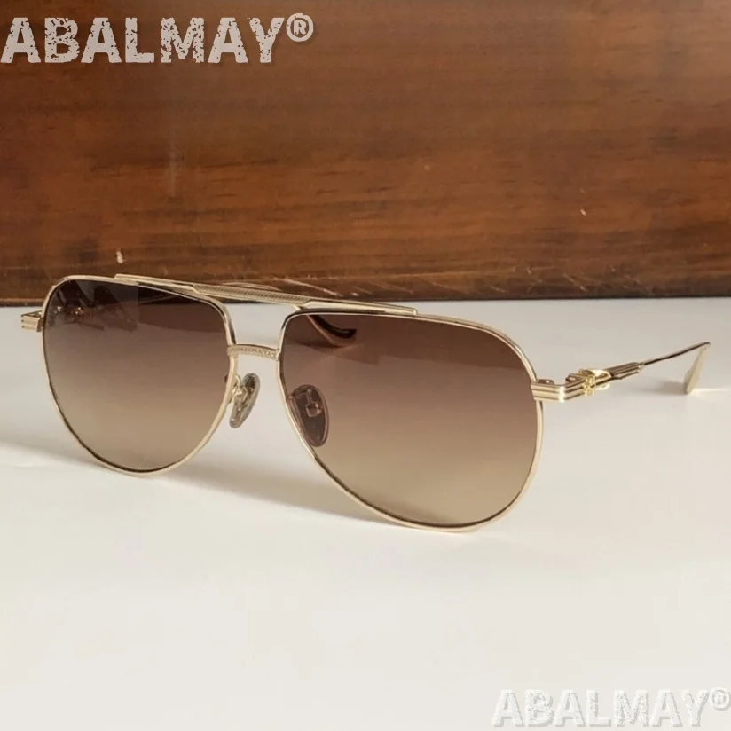 نظارات شمسية عالية الجودة للرجال والنساء 8171 مقاس 61-12-150 نظارات شمسية بتصميم عصري فاخر من التيتانيوم UV400 مع صندوق