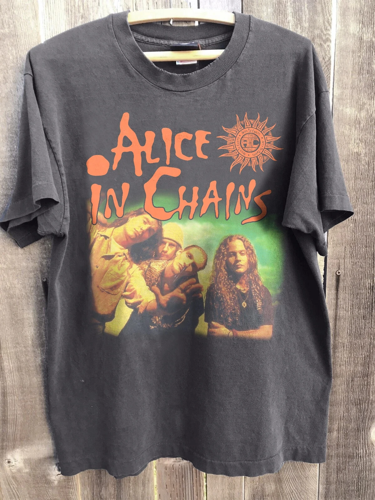 

Новинка! Винтажная футболка унисекс с изображением группы Alice In Chains 90-х годов, угольно-серого цвета, с графическим принтом в стиле Харадзюку