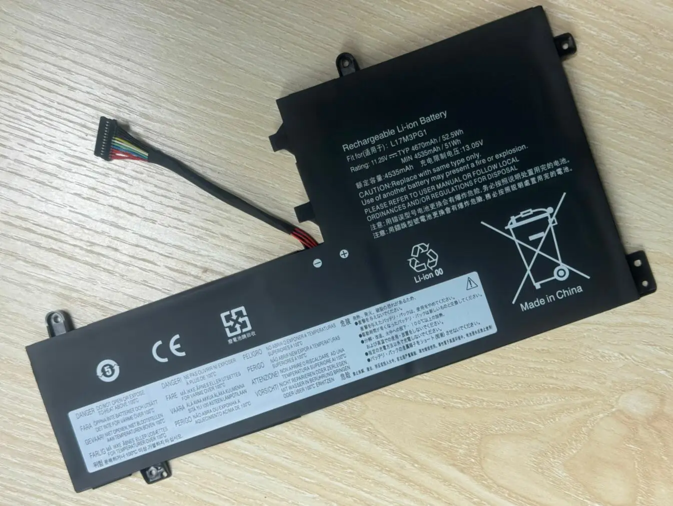 Battery L17M3PG2 L17L3PG1 L17M3PG3 L17C3PG1 For Lenovo Y530 Y540 Y7000 Y7000P 4955mAh