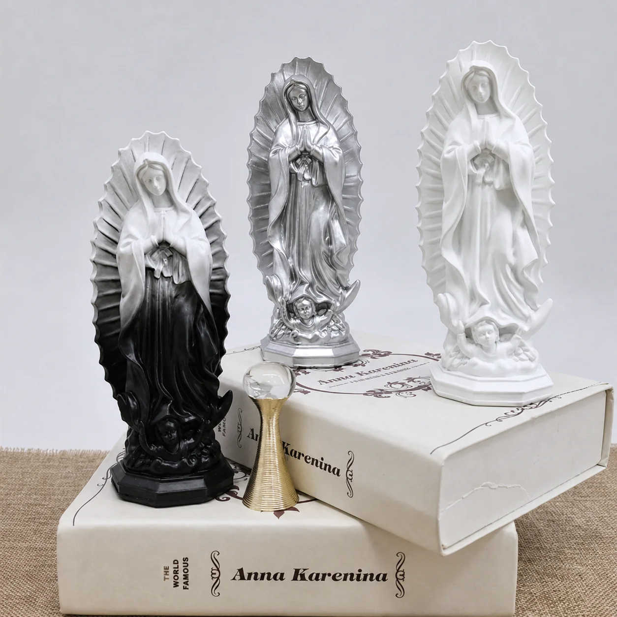 Home Decor Statue Artistic Mexican Sculpture Guadalupe Decorative Ornament Exquisite Resin Religious Figure For Gifts Study