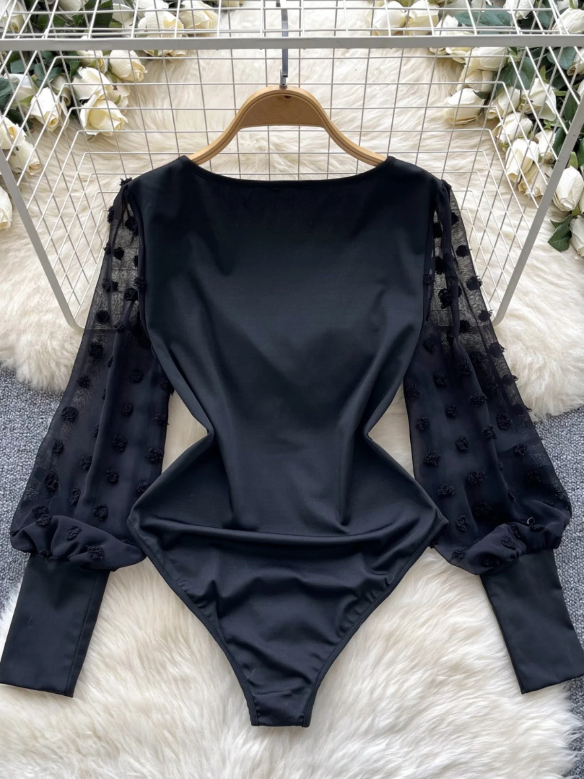 Sexy Spicy Girl Heavy Stickerei Net Long Sve Taille Cinching Schlankheitsbasis Quadratischer Kragen Top Pendeln Sle High...