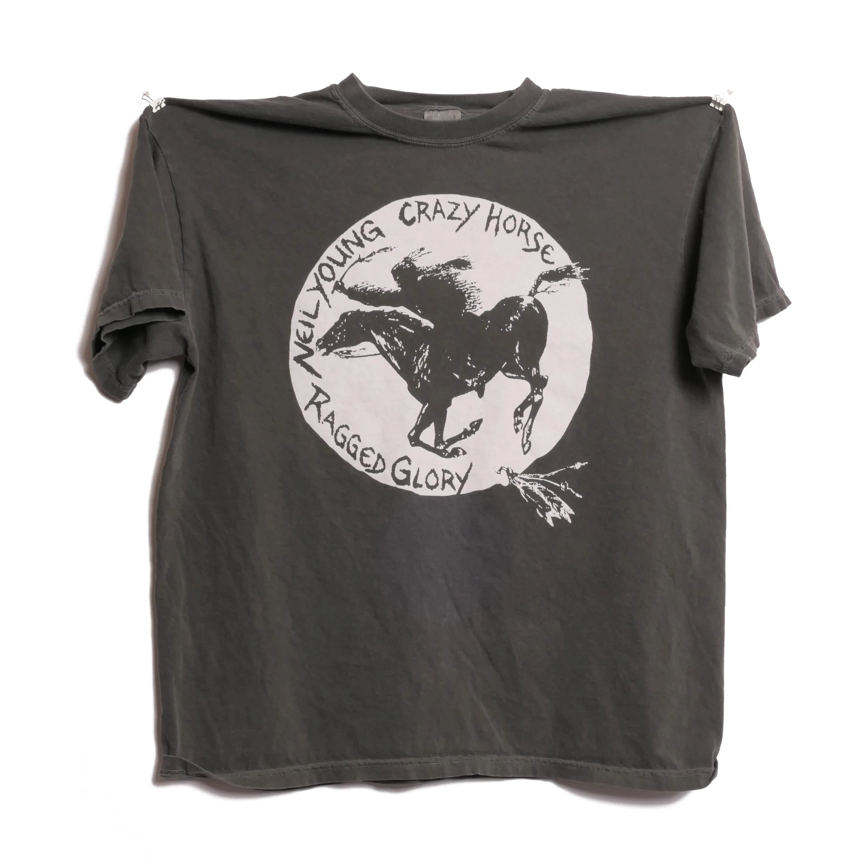 

Женская летняя футболка оверсайз в стиле ретро с принтом Neil Young Crazy Horse, хлопковая, дышащая, стильная, универсальная, в уличном стиле