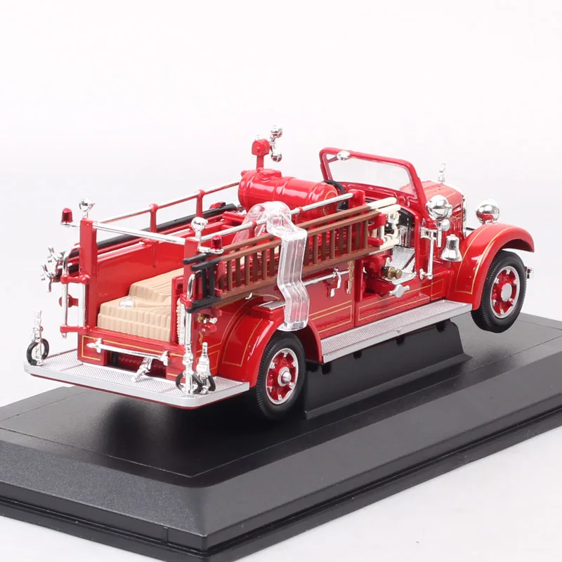 Road Signature 1/43 Scale Retro US Hanover 1935 Mack Type 75B Fire Truck Engine Diecasts & Toy Vehicles Model Cars Toy Lucky