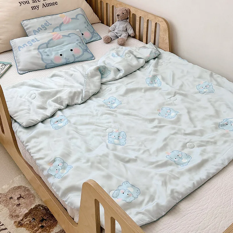 

Настраиваемый комплект одеял Tencel Xia Liang для матери и младенцев класса А Cool Feeling 60S, комплект из четырех предметов