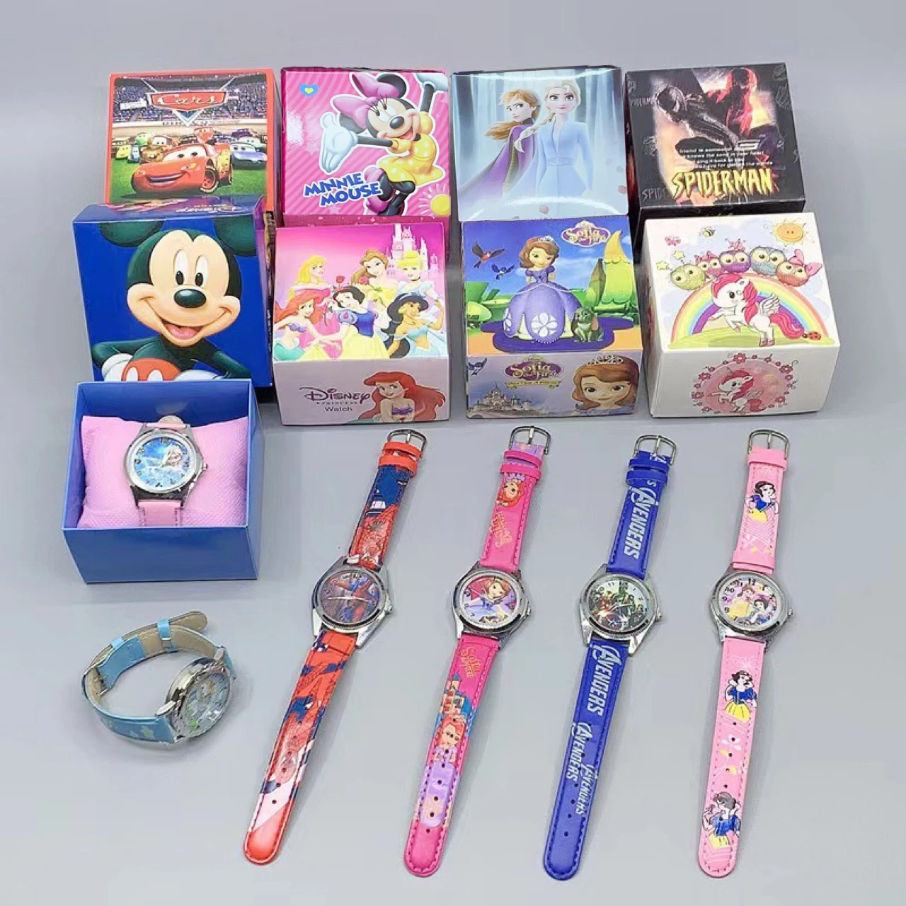 

Детские часы Disney с Микки и Минни, детские аналоговые цифровые кварцевые часы с персонажем мультфильма «Человек-паук», подарки на день рождения для детей