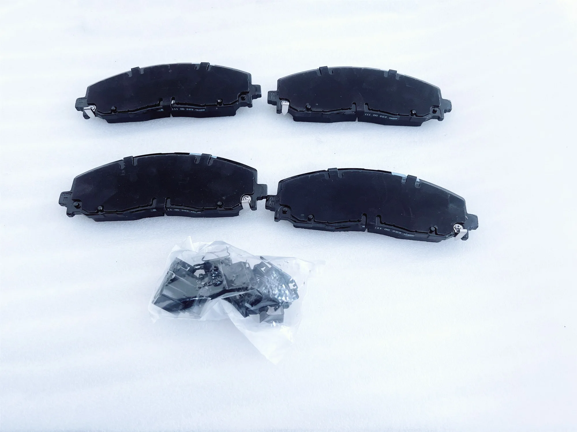 Wrangler Front Brake Pads With Padding 68383243AA, 68456066AB: Suitable For 2018-2023 Wrangler JL, JT, J6