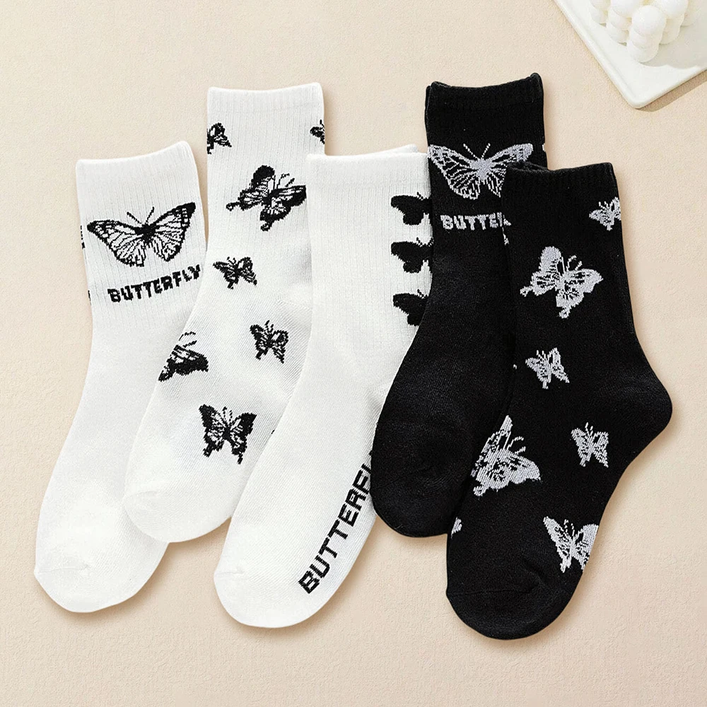 5 Pairs Butterfly Women's Socks Mid Tube Sockken Spring Autumn Street Trend Sports Black White Stacked Socks for Girls