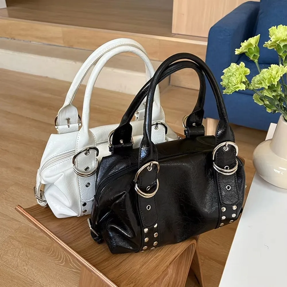 

Новая женская сумка через плечо из искусственной кожи, большая вместительная сумка в стиле Y2K, мотоциклетная сумка, высококачественная сумка-тоут для повседневного использования