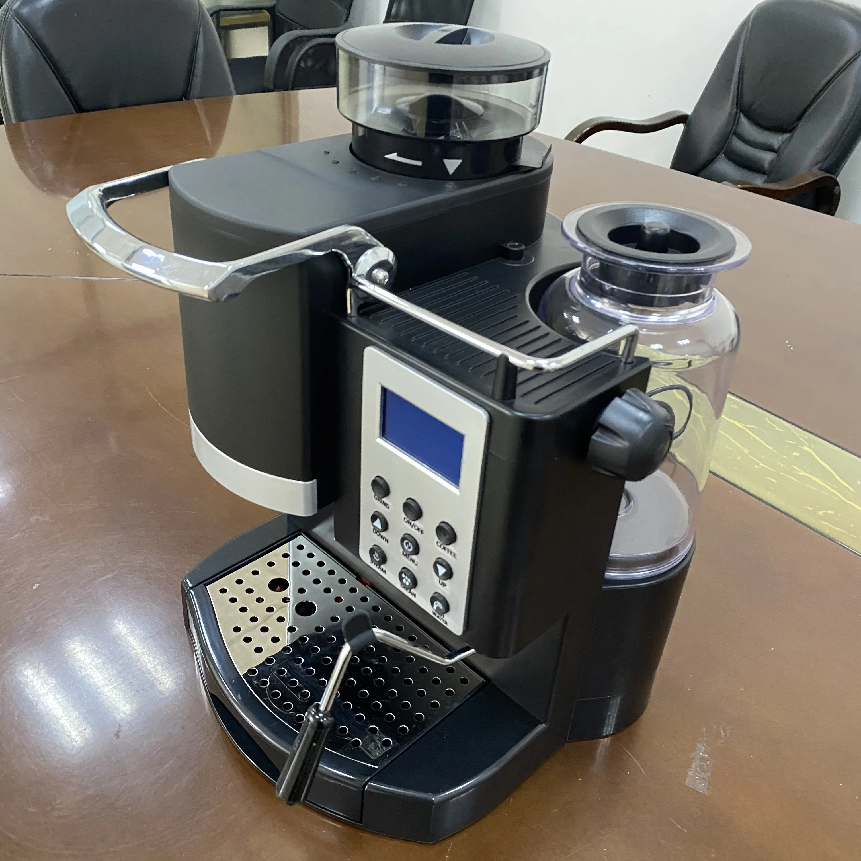 Máquina de café GMAutomatic e moedor de café para espresso cappuccino latte ect com sistema de espuma de leite totalmente automatizado