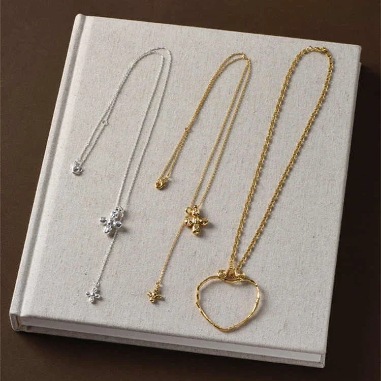 

Europe America Big Heart Double Layered Cross Gold Silver Necklace Women Popular Jewelry Trend