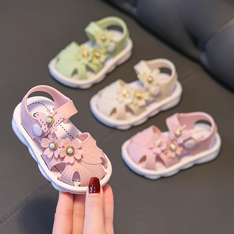 New Summer Aged 0-3 Cute Flower Pearls Baby Shoes For Girls Non-Slip Soft-Soled Children Toddler Kids Sandals With Covered Toes