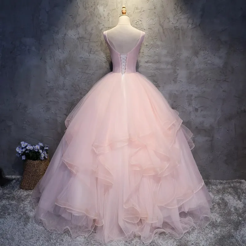 Puff Pink Lace Appliques Quinceanera Dresses 2024 Flowers Prom Evening Party Gown Sleeveless Layers Ruffles robes 15 Years