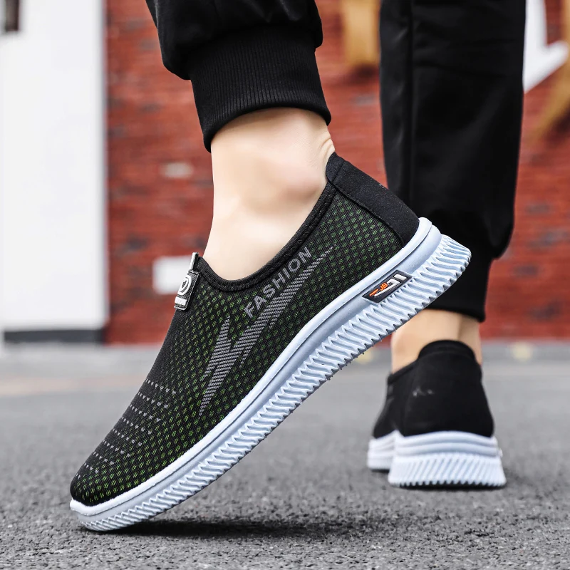 Sneakers Male Summer Beach Hiking Anti Slip Shoes with Breathable Sports Mesh Surface for Comfortable Cool Casual Shoes 2023