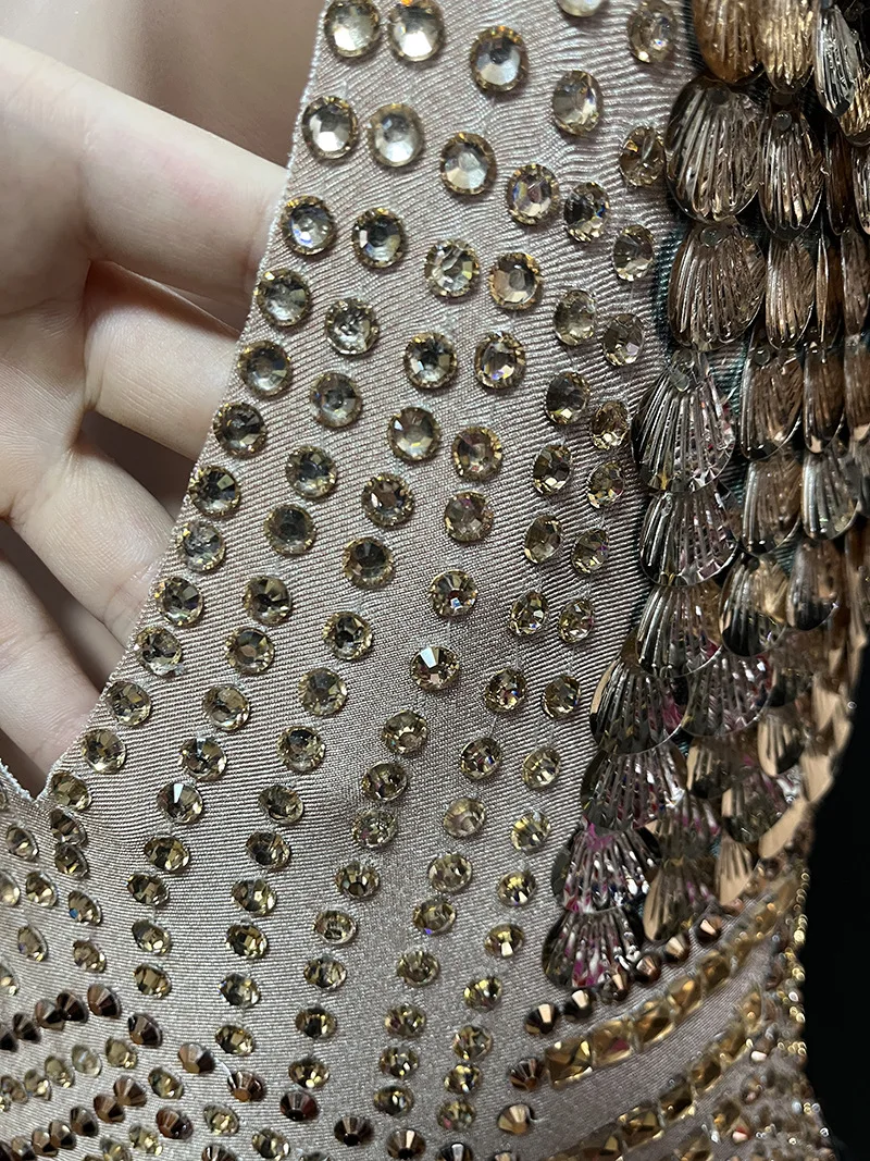 Robe en dentelle transparente à manches courtes avec pompons personnalisés, maille, haute élasticité, paillettes, sexy, robe de soirée serrée, robe de performance sur scène, nouveau