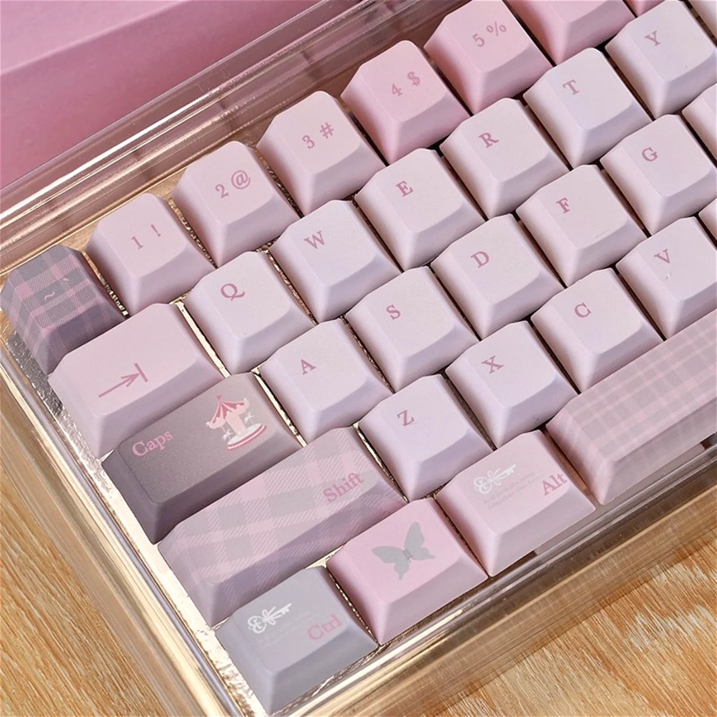 Pink Keychain, Gentle Girl Cherry Keycap PBT 127 Keys, Customized for 60/84/98/108 Mechanical Keyboard