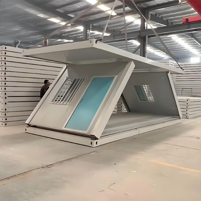 China's 20-foot prefabricated luxury mobile cabins, flat-packed villas, hotels and resorts, foldable container rooms