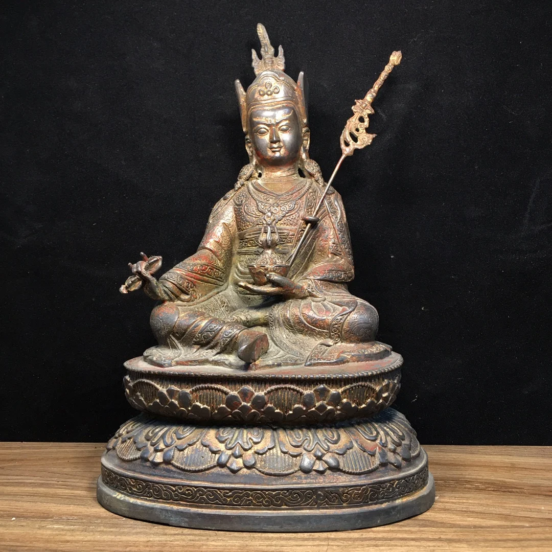 Pure copper Padmasambhava Guru Rinpoche master Tibetan Buddha statue 33cm high, 22cm long, 17cm wide, Weighing 2400 g