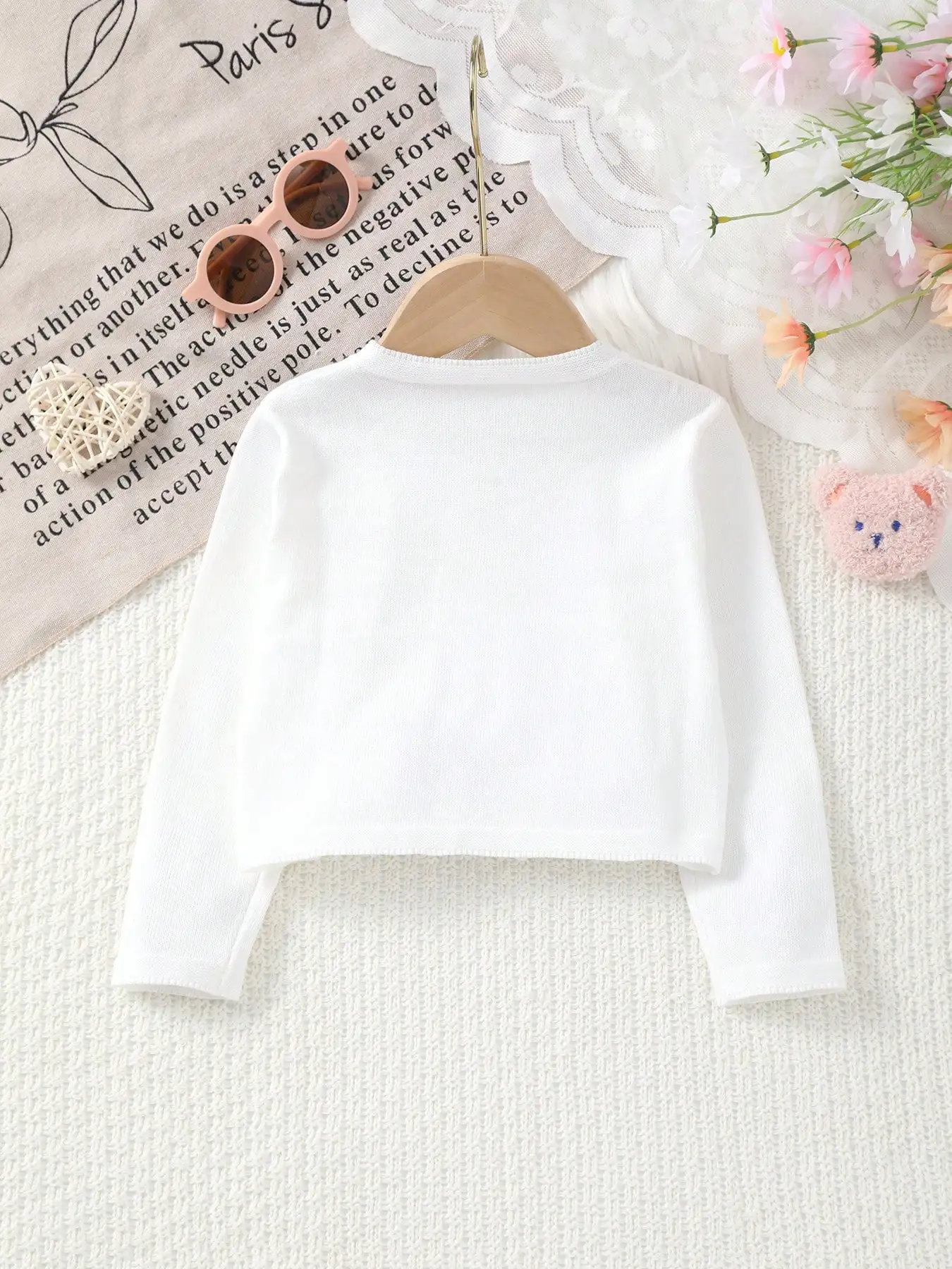 Girls' Knitted Elegant Round Neckline Leaf Embroidery Pattern Knitted Cardigan