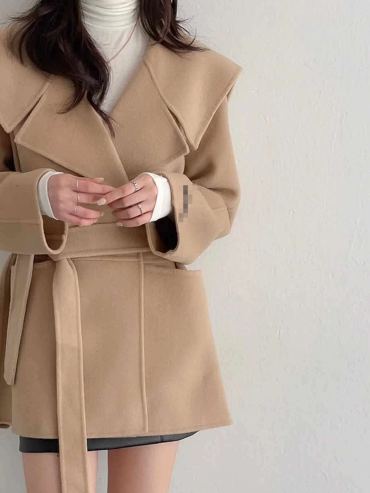 

Autumn Winter Chic Woolen Coat Women Faionable Stand Collar Waist Cinched Belted Long Sve mid Length Slim Fit Korean Sle