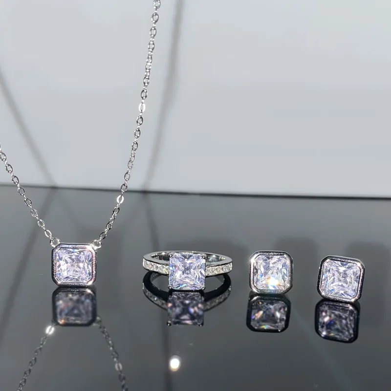 

MDLFES Moissan Diamond Style European and American Seiko Set 18K White Gold Plated 8*8 Princess Square Pillow Shape