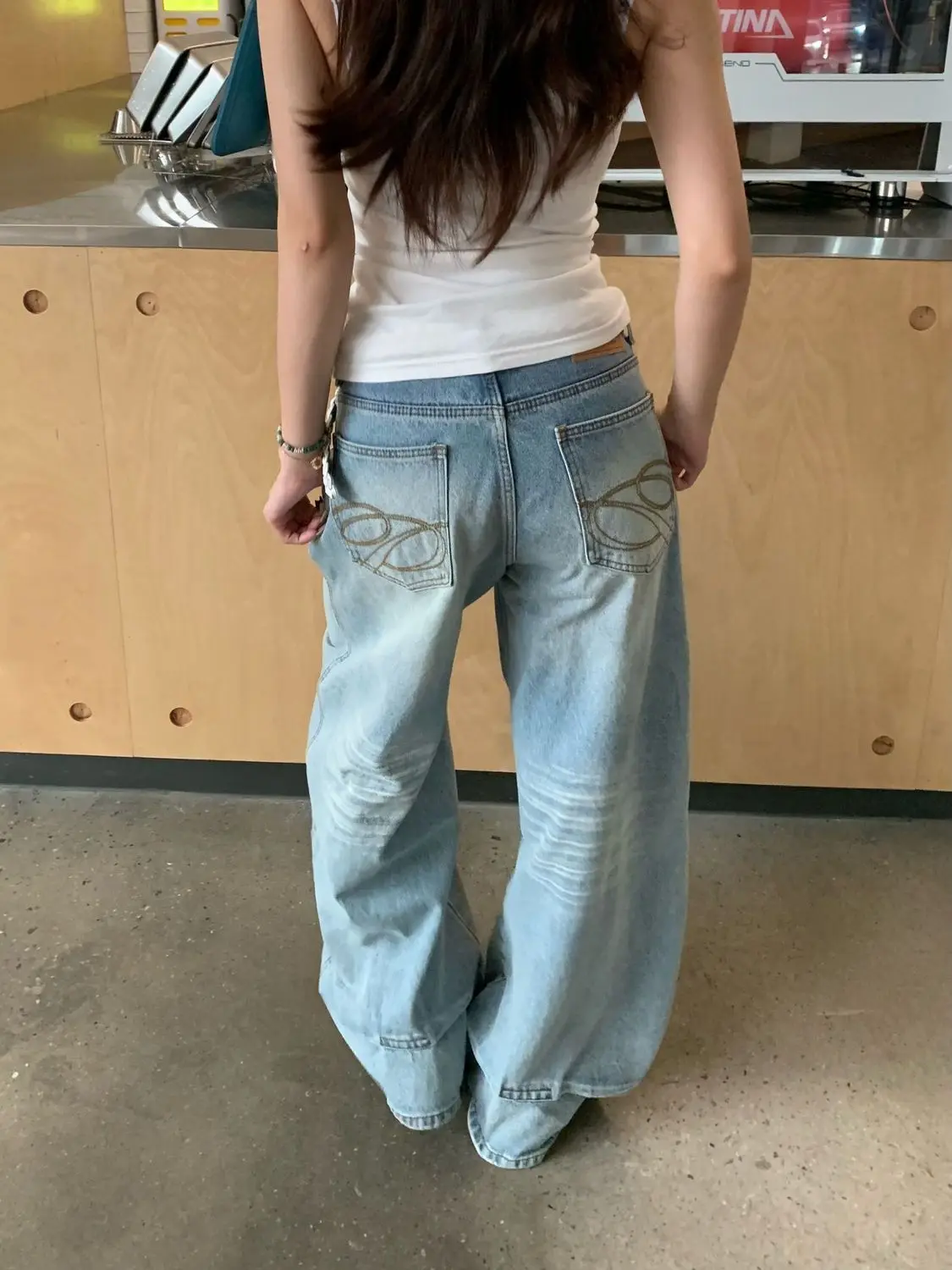 

Джинсы женские с широкими штанинами в стиле американского ретро, с вышивкой, высокой талией, свободные, облегающие, расклешенные, удлиненные