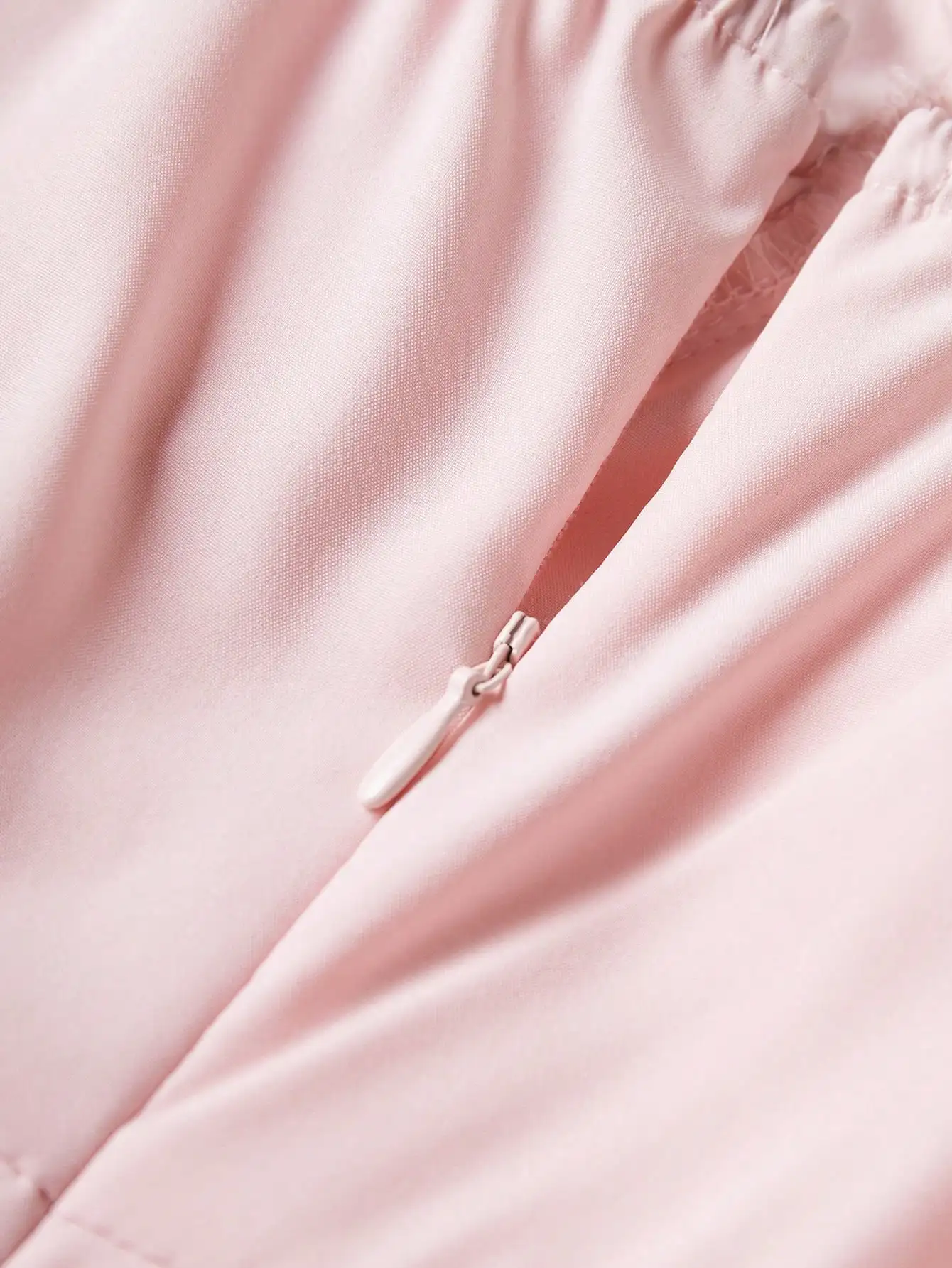 Vestido suspensor de arco feminino, cintura cinched, borda plissada de três camadas, elegante