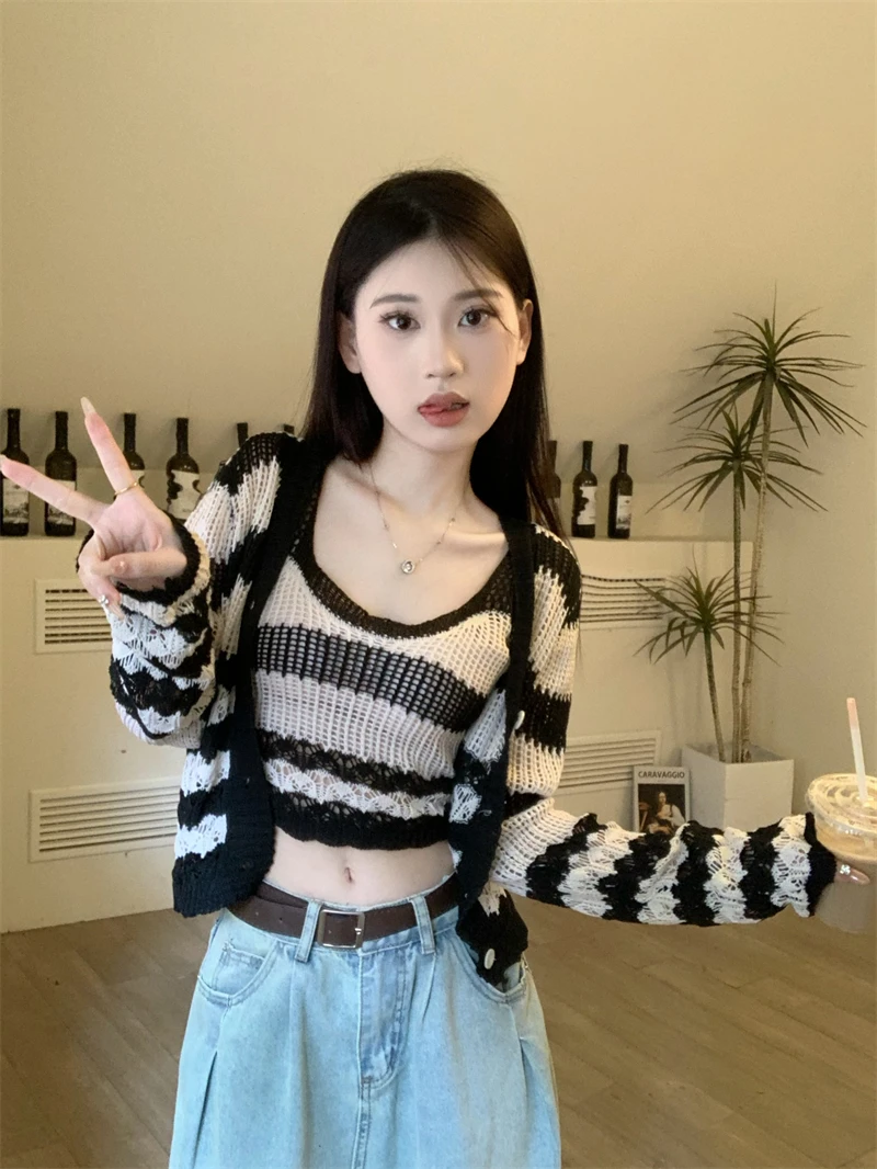 Korean Style Breathable Cardigan Knit+Tank Top Two-piece Set for Female Students Preppy Style Striped Clothes Set Woman Sweaters