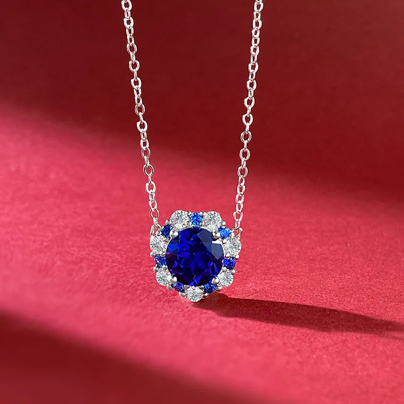 New S925 Silver Style Fashion Hundred Towers 8.0 Sapphire Pendant Women's collarbone Chain Necklace in Europe and America