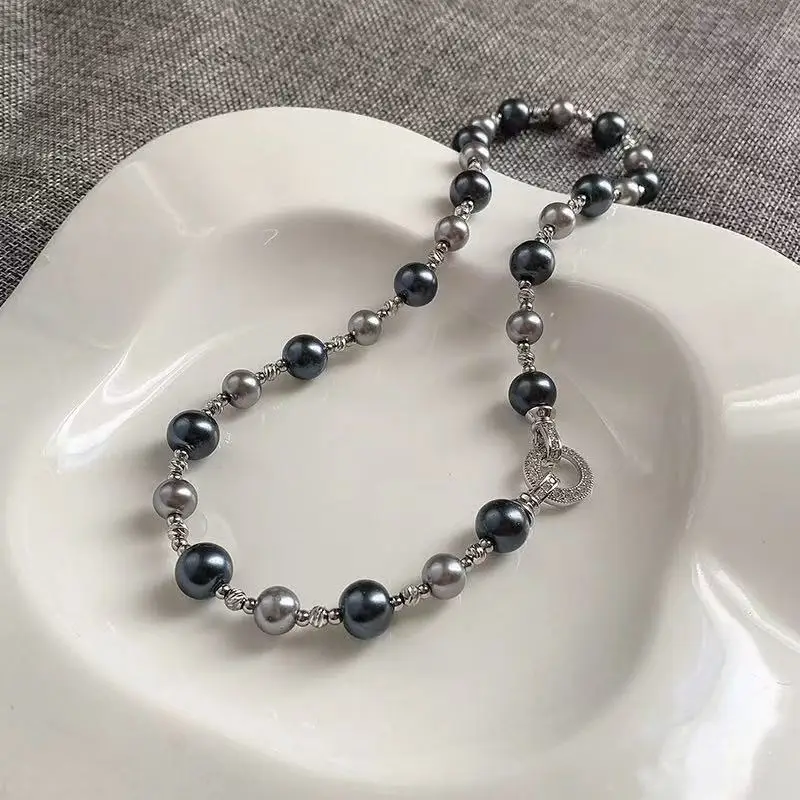 

Elegant Black & Silver Pearl Beaded Necklace – Vintage-Inspired Statement Jewelry for Women with Crystal Clasp