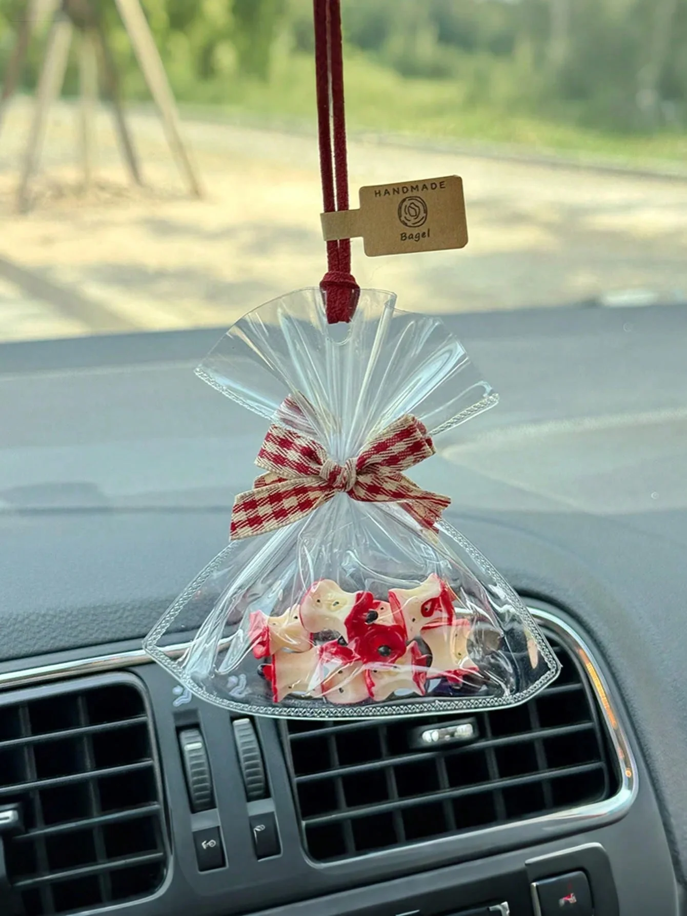 귀여운 사과 가방 자동차 장식품, 투명한 캔디 스타일, 백미러/핸드백 장식품, 빨간색 체크무늬 리본, 스타일리시한 열쇠고리, 휴일 크리스마스