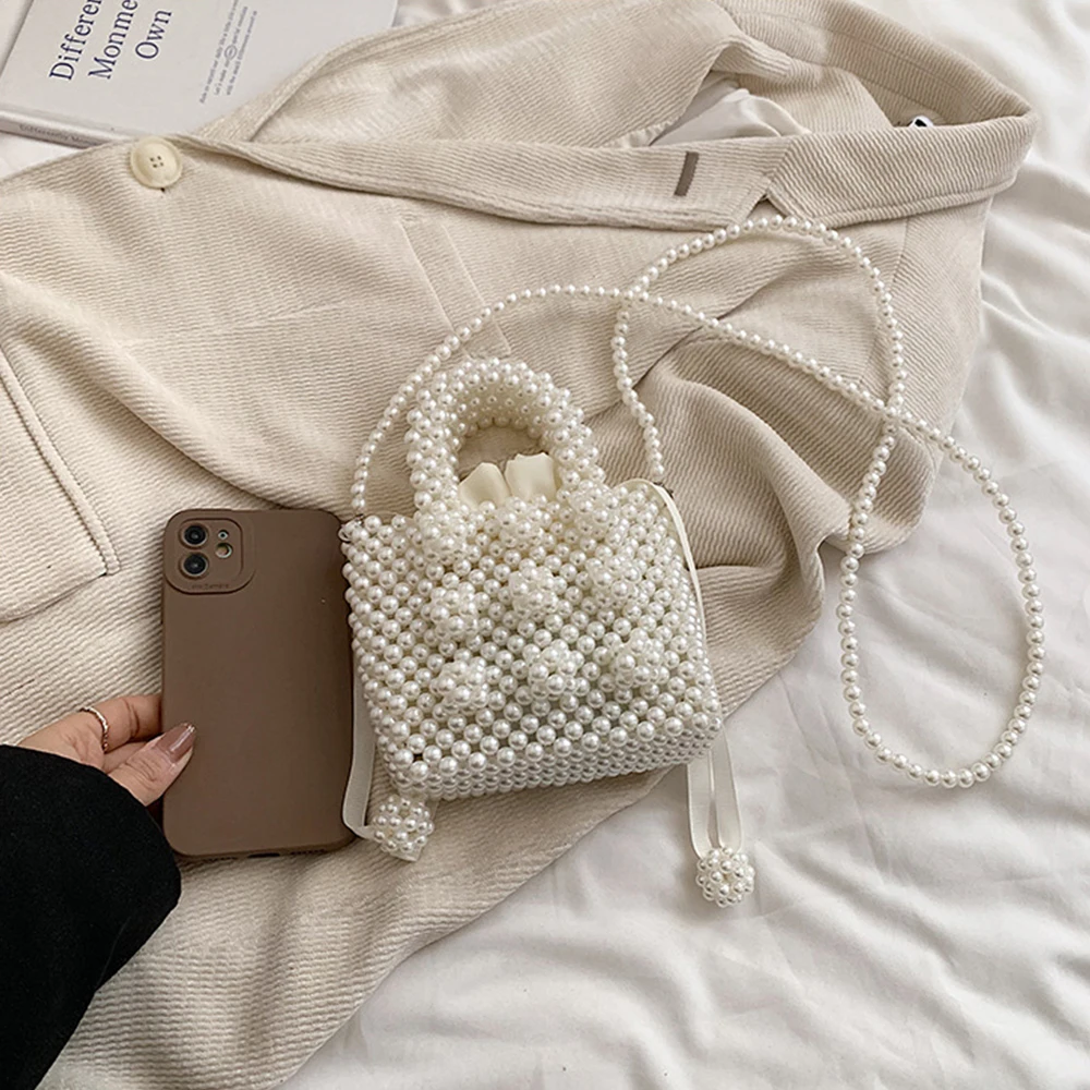 Handmade Pearls Handbags Mini Beaded Crossbody Bags for Woman Luxury Hollow Shoulder Bag Party Wedding Purses Evening Bag Ladies