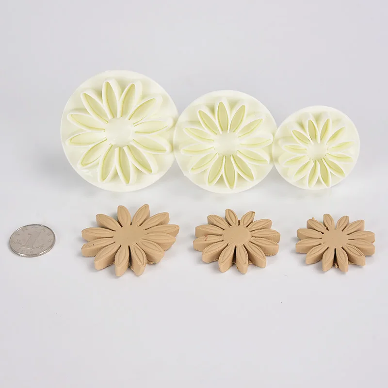 33pcs pottery mini plastic printing making mold DIY fondant printing cake home baking clay pasta flower mold