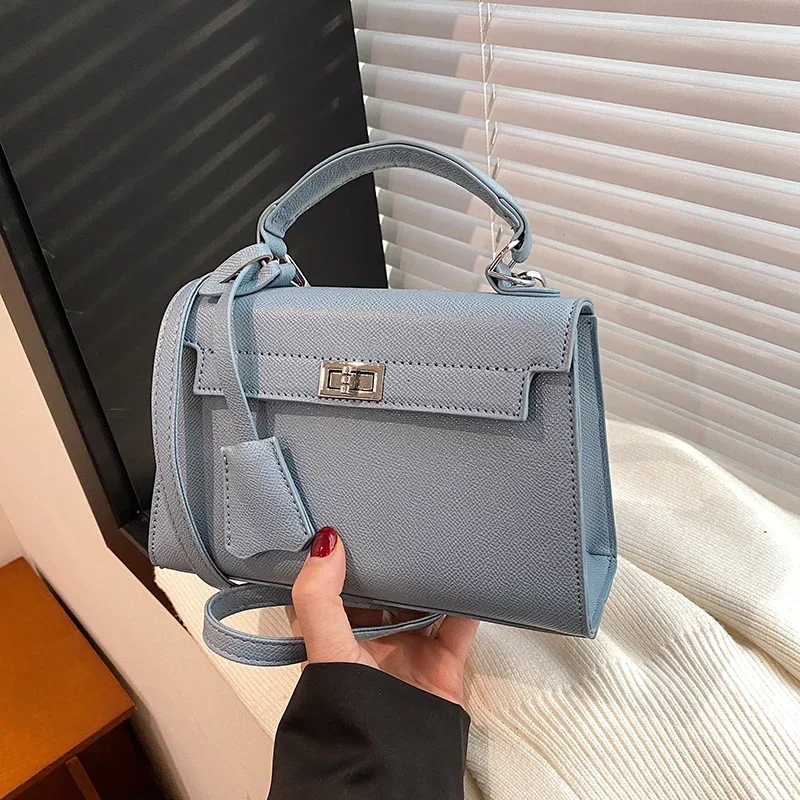 Luxury fashion designer women's crossbody bag popular portable wallet elegant style women's shoulder bag