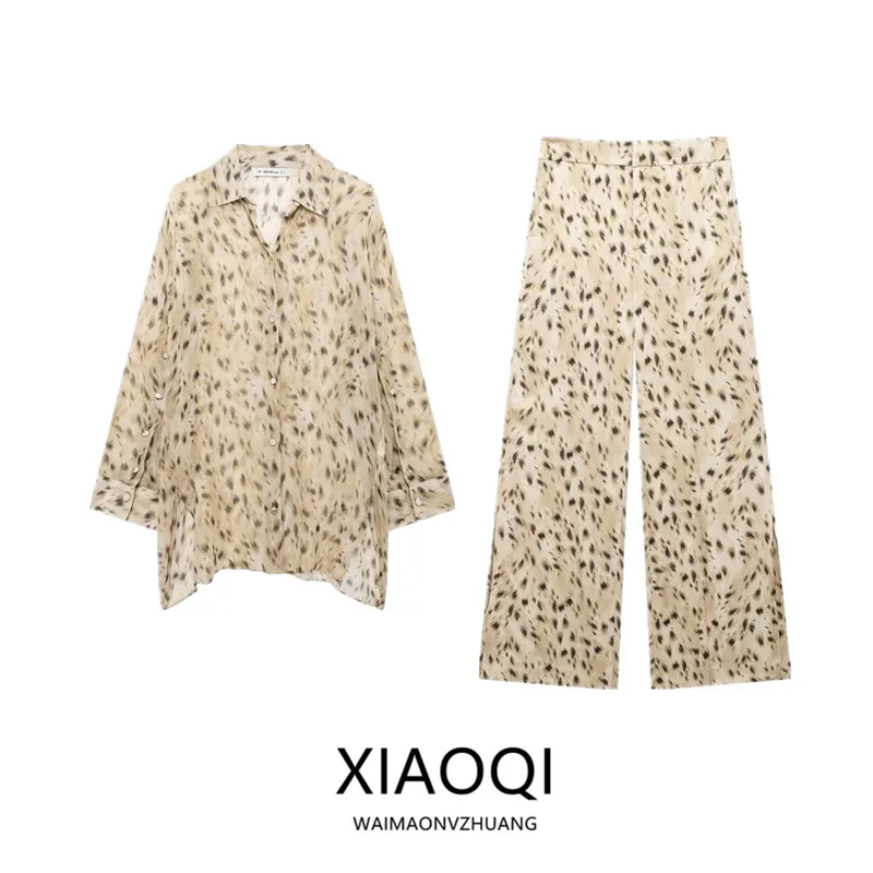 

Новинка 2024, осенние длинные брюки с леопардовым принтом, брюки с высокой талией, женский модный комплект с отложным воротником, высококачественный женский комплект...