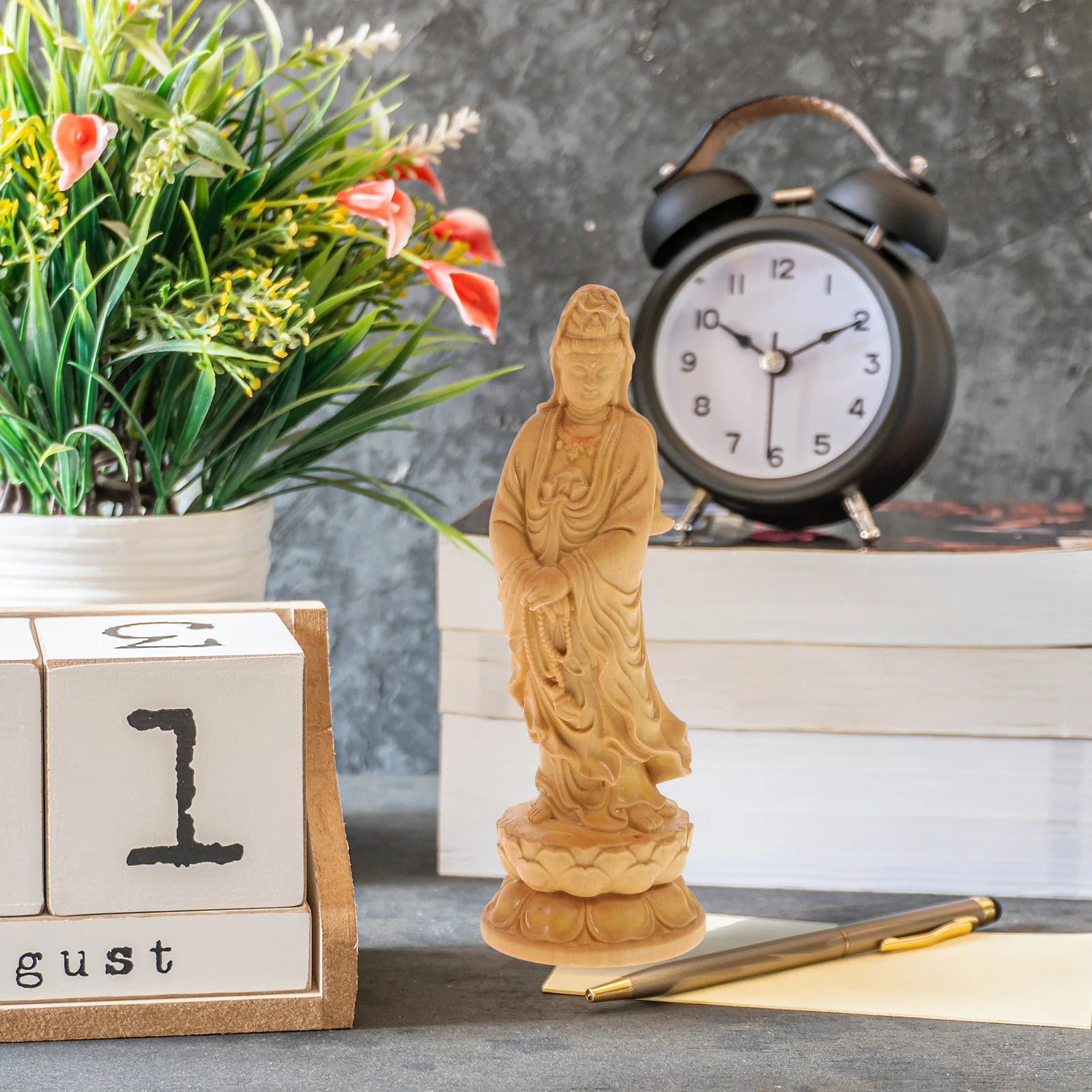 

Boxwood Yin Statue Wooden Craft Exquisite Buddha Decor Home Sacrificing Desktop Adornment Wooden Buddha Statue