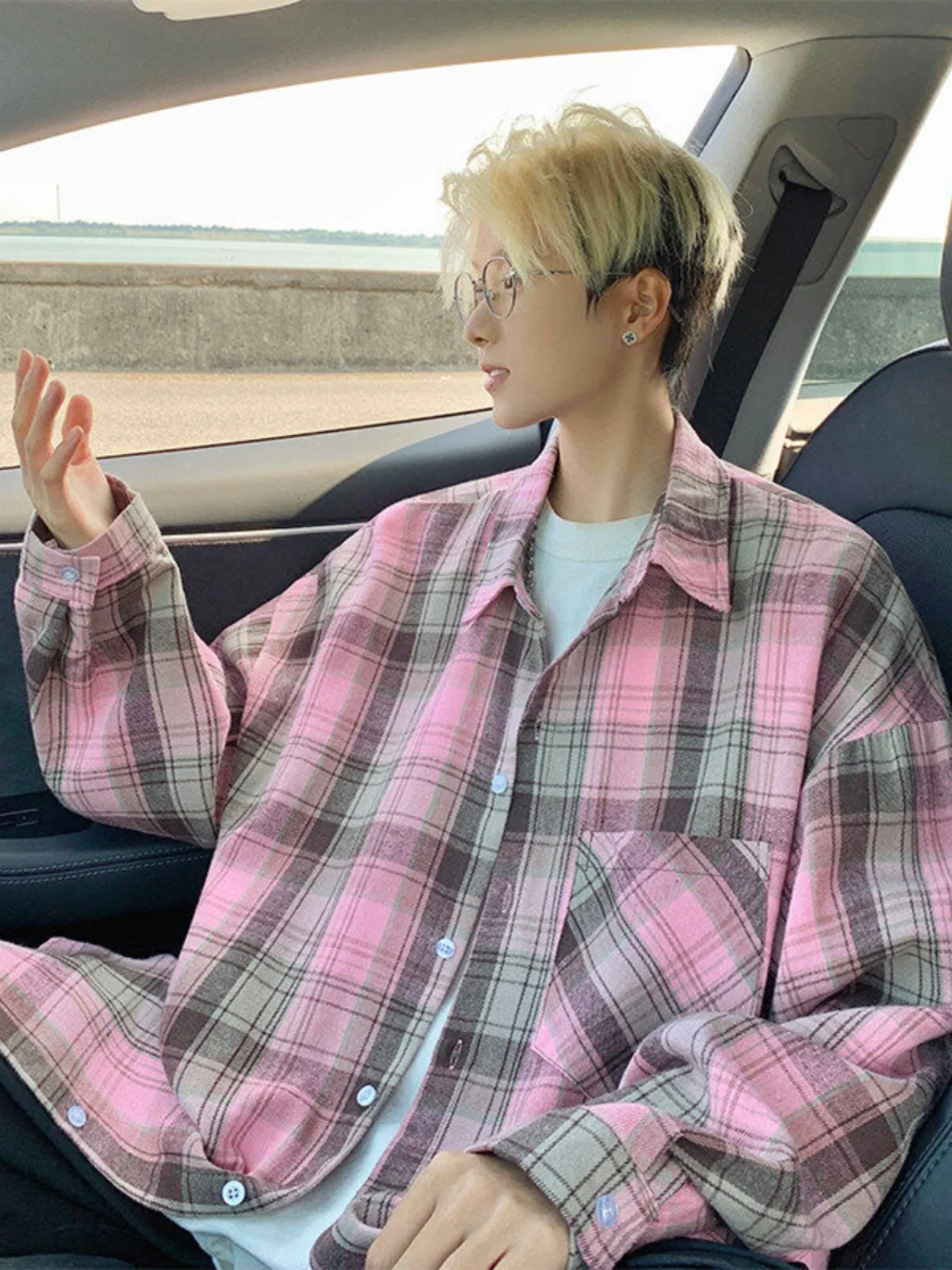 

Dopne Pink Plaid Long Sve irt Men Women Spring Autumn Clean Cut High End Feeling Haome irt Jaet Polyester Fiber