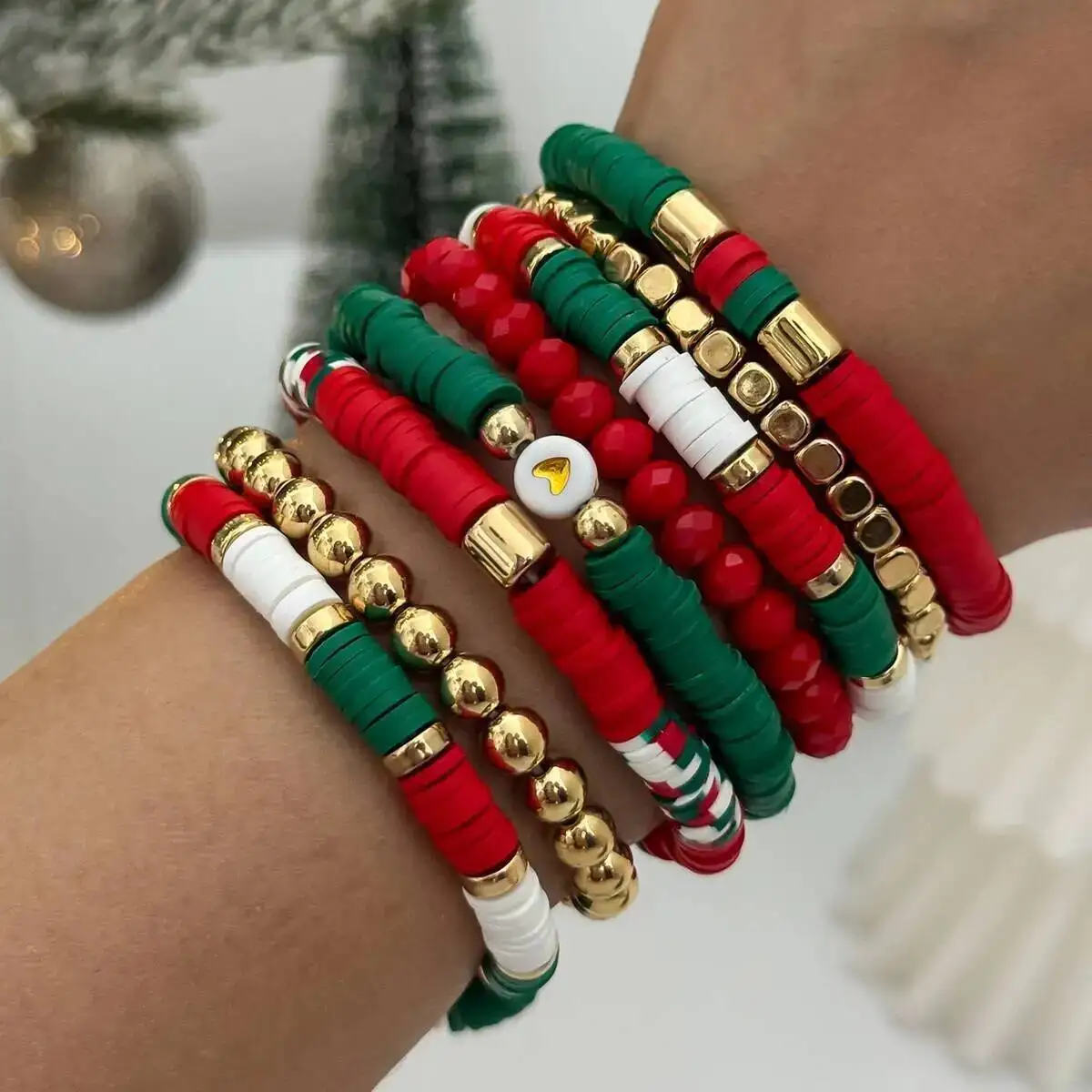 

KunJoe 8pcs/set Gold Color Red Green Bead Chain Bracelet Women Stackable Elastic Rope Bracelet New Year Christmas Jewelry Gift