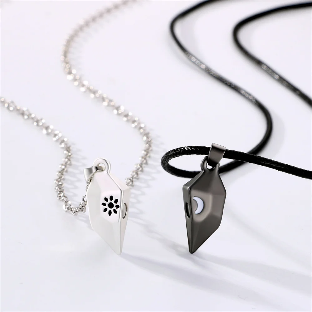 Magnetic Sun Moon Heart Necklace for Couple Women Trendy Heart Shaped Stitching Pendant DIY Jewelry Accessories Valentine Gifts