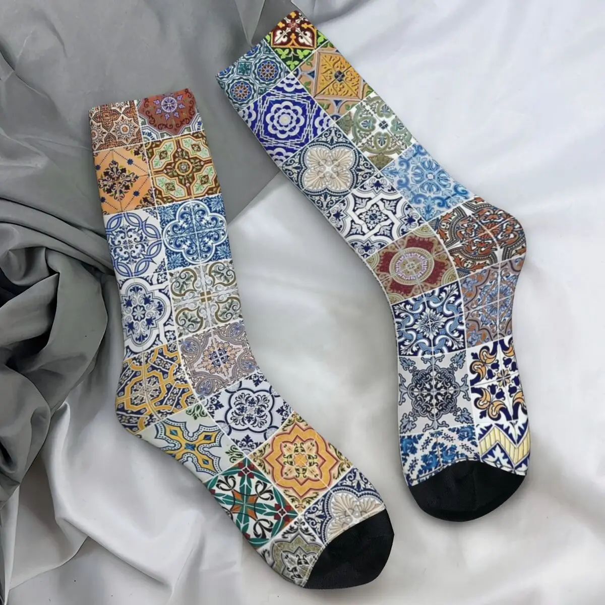 Unisex Men Socks Ceramic Tiles Vintage Print Stockings Autumn Funny Breathable Socks Pattern Skateboard Anti-Slip Socks