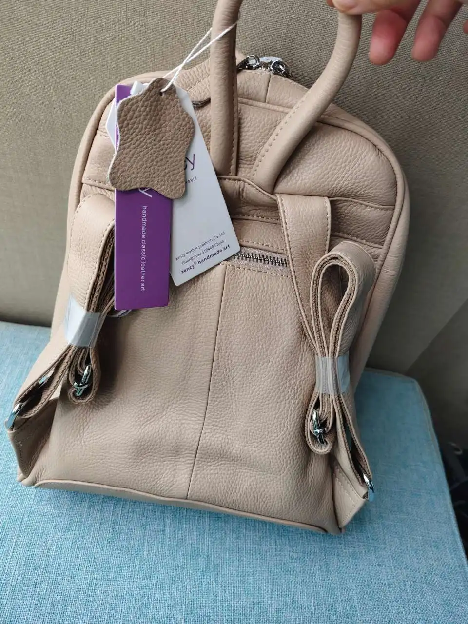 Zency Damen-Rucksack aus 100% Echtleder, Modischer Bronze-Rucksack mit Großer Kapazität und Vielen Taschen, Einfacher Tagesrucksack für die Arbeit – Detail 40