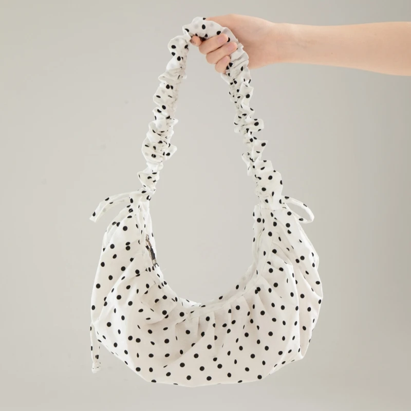 

2025 Korean-style Black and White Polka Dot Pleated Folded Drawstring Shoulder Bag Nylon Fabric Commuting Dumpling Bag for Women